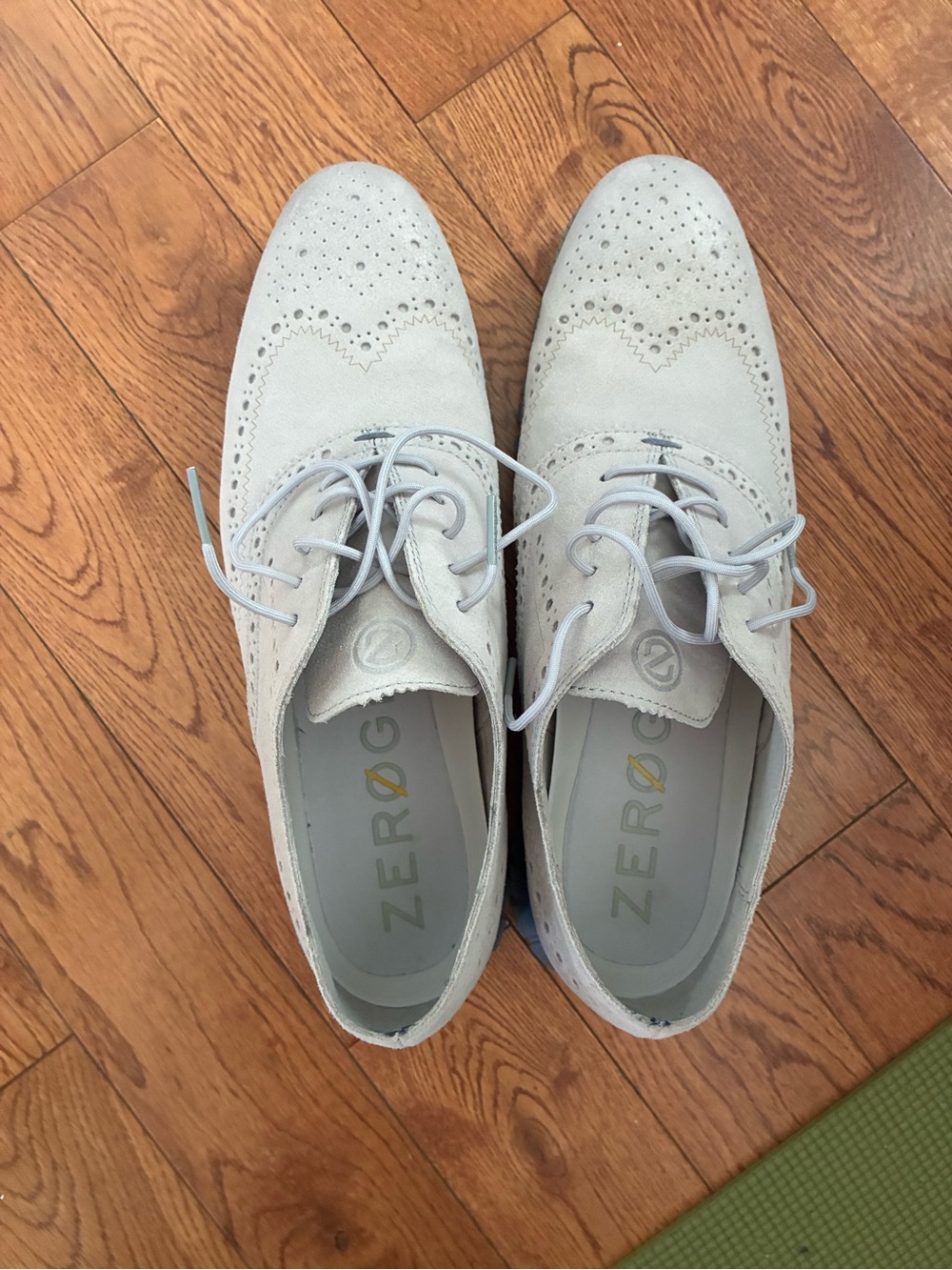 Cole Haan Men's Light Gray Wingtip Oxfords - Picture 2 of 6
